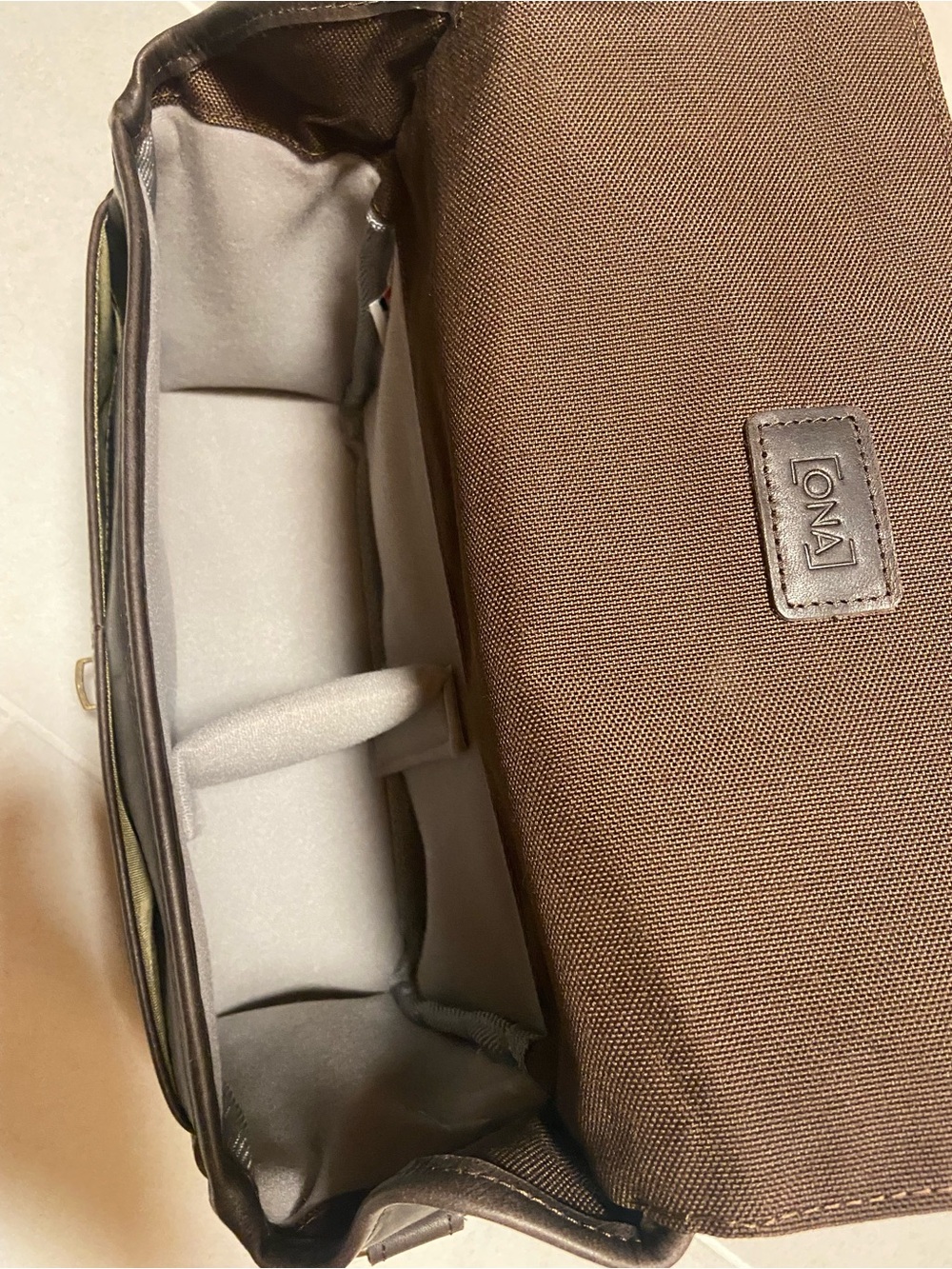 NWOT ONA Bowery Camera Bag - Picture 7 of 10